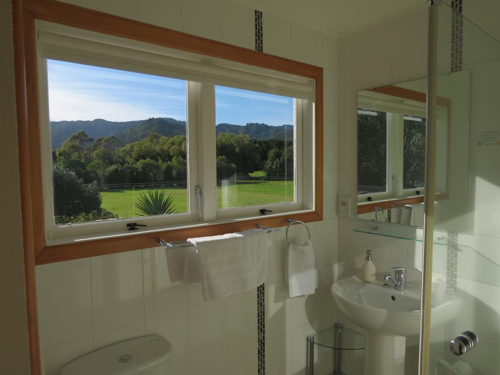 The Green House B&B Whitianga Bilik gambar